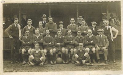 Helensburgh Football Club circa 1925
Sitting on the far right, centre row, is the 1890s ex-Rangers and Scotland goalkeeper Matt Dickie.
Keywords: helensburgh football club