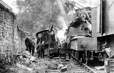 Derailment
A train was derailed near George Street, Helensburgh, in June 1912. Image supplied by Malcolm LeMay.
