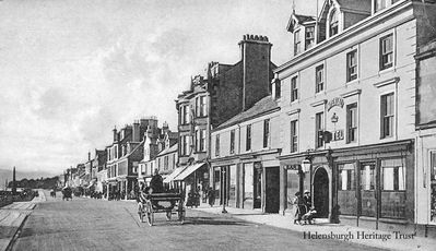 1924 West Clyde Street
An image of West Clyde Street, with the Imperial Hotel on the right. Image supplied by Jim Chestnut.
