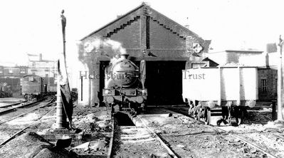 67602 at Helensburgh
The steam locomotive 67602 is seen at the Helensburgh Shed beside the Central Station, where the Co-op Supermarket now stands. It is of the Gresley-designed V1 Class, introduced in 1930 and weighing 84 tons. Image date unknown.
