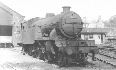 Burgh Engine
This Gresley designed 2-6-2T V1 engine, 67603, which weighed 84 tons, is pictured at the Helensburgh Central Station Shed in 1958. This class was introduced in 1930.
