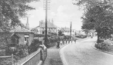 Cardross Main Street
The west entrance to Cardross village is pictured, circa 1935.
