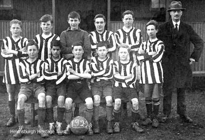 Helensburgh boys team 1922
An unknown 1922 Helensburgh boys team.Second from left in the front row is Peter Reece. Image supplied by Sue Taylor.
