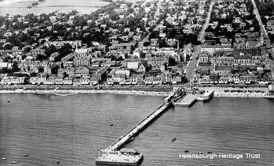 Aerial view
A 1930s aerial view of the west side of the town centre from Sinclair Street to John Street.
