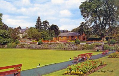 Hermitage Bowling Club
The long-closed bowling green in Hermitage Park, also known as the Low Green, where Hermitage Bowling Club was based, with the now demolished Park Superintendent's house at the back.
