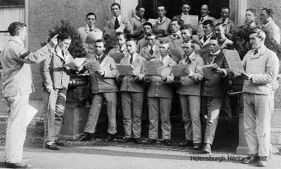 Patients choir
During World War One from 1914-18 the Helensburgh Town Council-owned Hermitage House in Hermitage Park became a military hospital with a capacity for 58 patients who were sent from Stobhall Hospital in Glasgow. The wounded men in their blue uniforms were a familiar sight in the town, being wheeled around the park by their nurses. A number of local ladies and girls helped out in the hospital and the local Red Cross detachment also assisted the trained nurses. Many local girls met their future husbands among the wounded â€˜tommiesâ€™, and patients were taken on outings in a horse-drawn carriage from Waldie & Co. in Sinclair Street.
