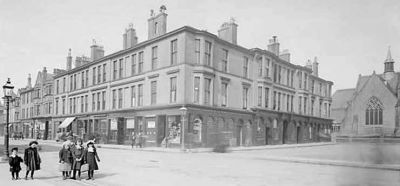 North West Colquhoun Square
A photo taken by Alexander Wilson, a supervisor in a Dundee jute mill for over 20 years, who in 1923 bequeathed much of his collection â€” and Â£50 to cover costs â€” to the Free Library Committee of Dundee. Image by courtesy of Dundee City Library.
