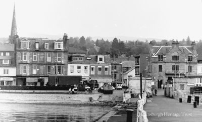 Looking north from pier
A view looking up Helensburgh pier towards Colquhoun Street, with the outdoor pool entrance on the right. Image, circa 1976, supplied by Jim Chestnut.
