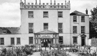 Queen's Hotel
The Queen's Hotel was originally Baths House, built by Henry Bell, who built Europe's first commercial steamship the Comet in 1812 and was the first Provost of Helensburgh. The building has had many alterations but still stands on East Clyde Street, having been converted into flats. Image date unknown.
