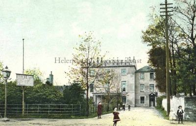 The Queen's Hotel
A 1907 photo of the Queen's Hotel, former home of Helensburgh's first Provost, steamship pioneer Henry Bell. The sign states: Breakfasts Lunches Dinners, Wines Spirits Ales Cigars, Stabling and Storage for Motors and Cycles.
