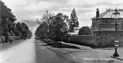 Upper Sinclair Street
A sunlit evening view of Upper Sinclair Street, Helensburgh. Image circa 1950.
