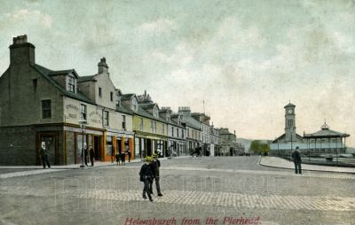 Pierhead
Robert Brown's "Cyclists Rest" and "Pierhead Vaults" is on the Colquhoun Street corner. In the distance is the bandstand. Date unknown.
