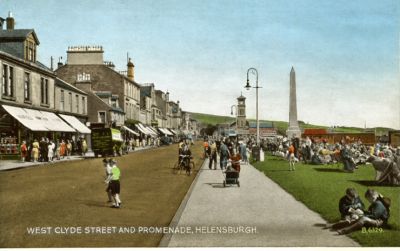 Helensburgh Seafront
Looking east from William Street.
